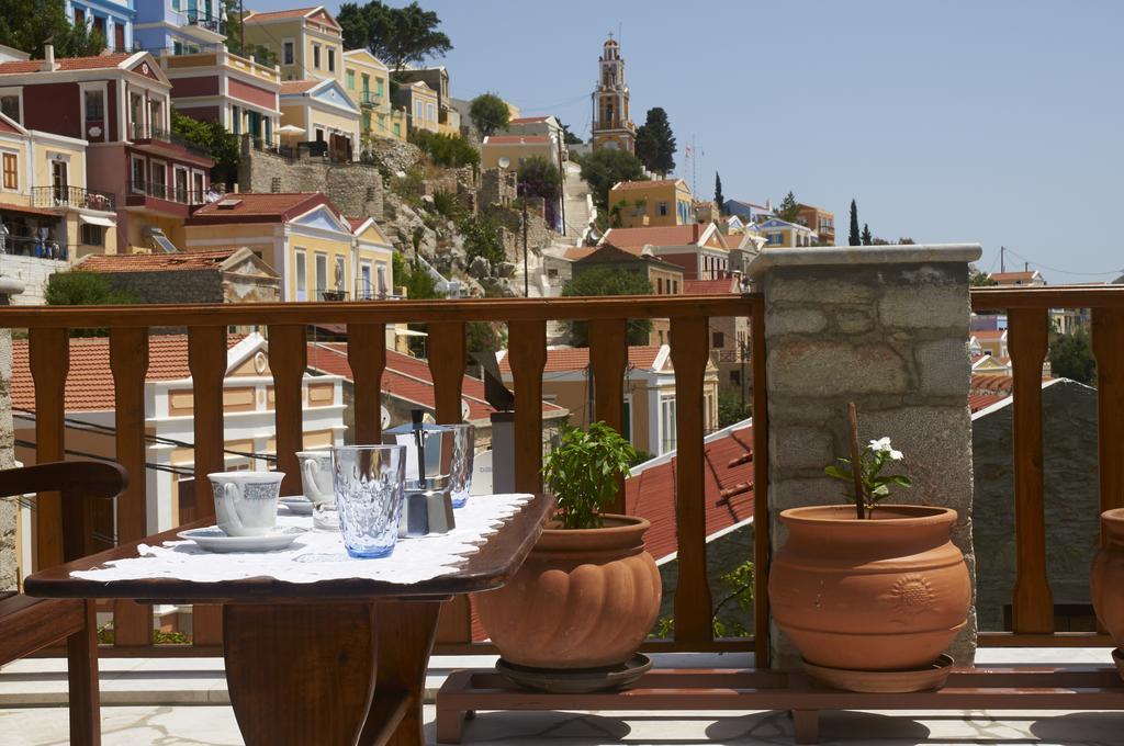 Athina Studios Symi Bagian luar foto